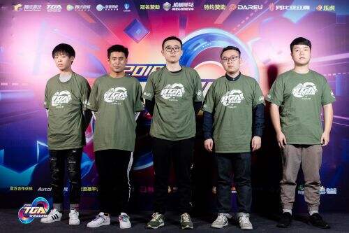 杨瀚森以 杨瀚森以